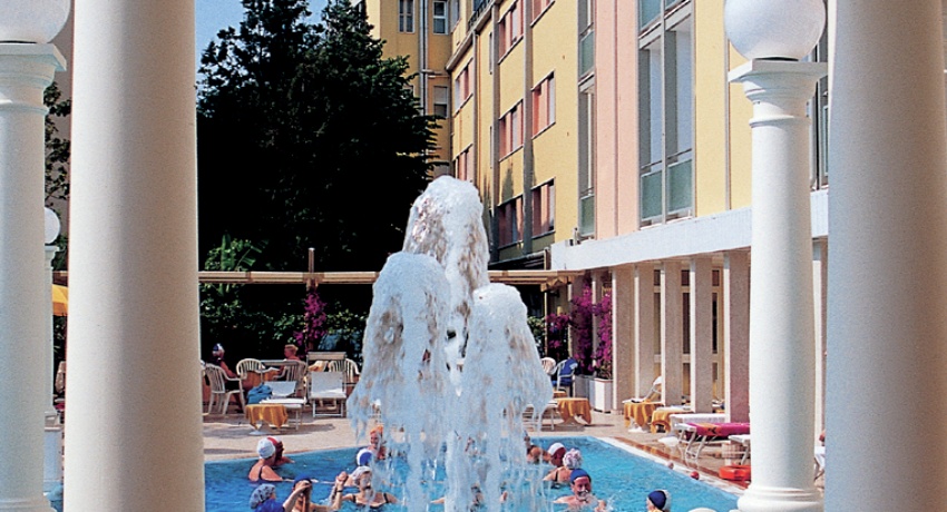 Aurora Pool - Hotel Aurora